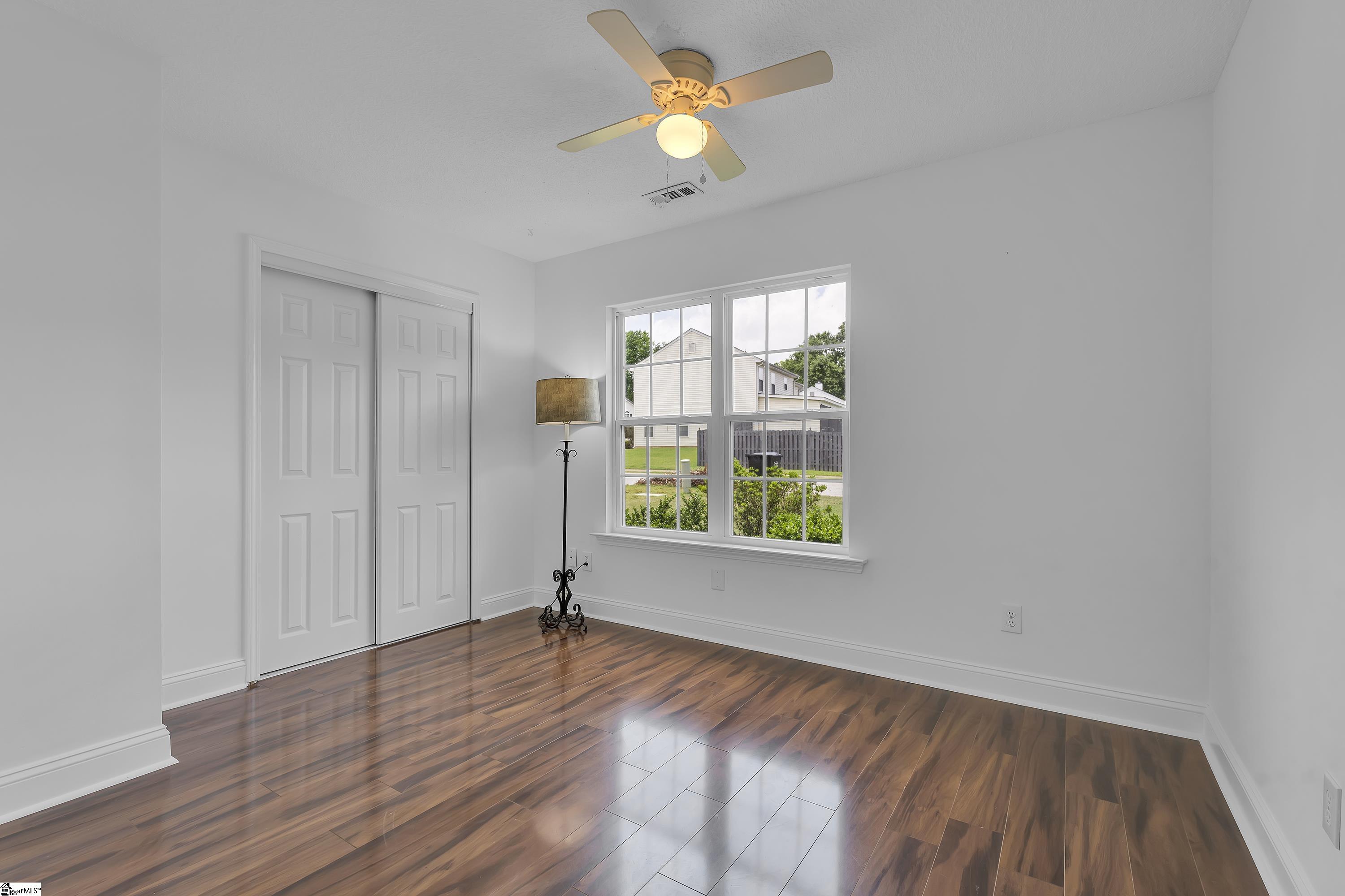 4 Raleigh Court