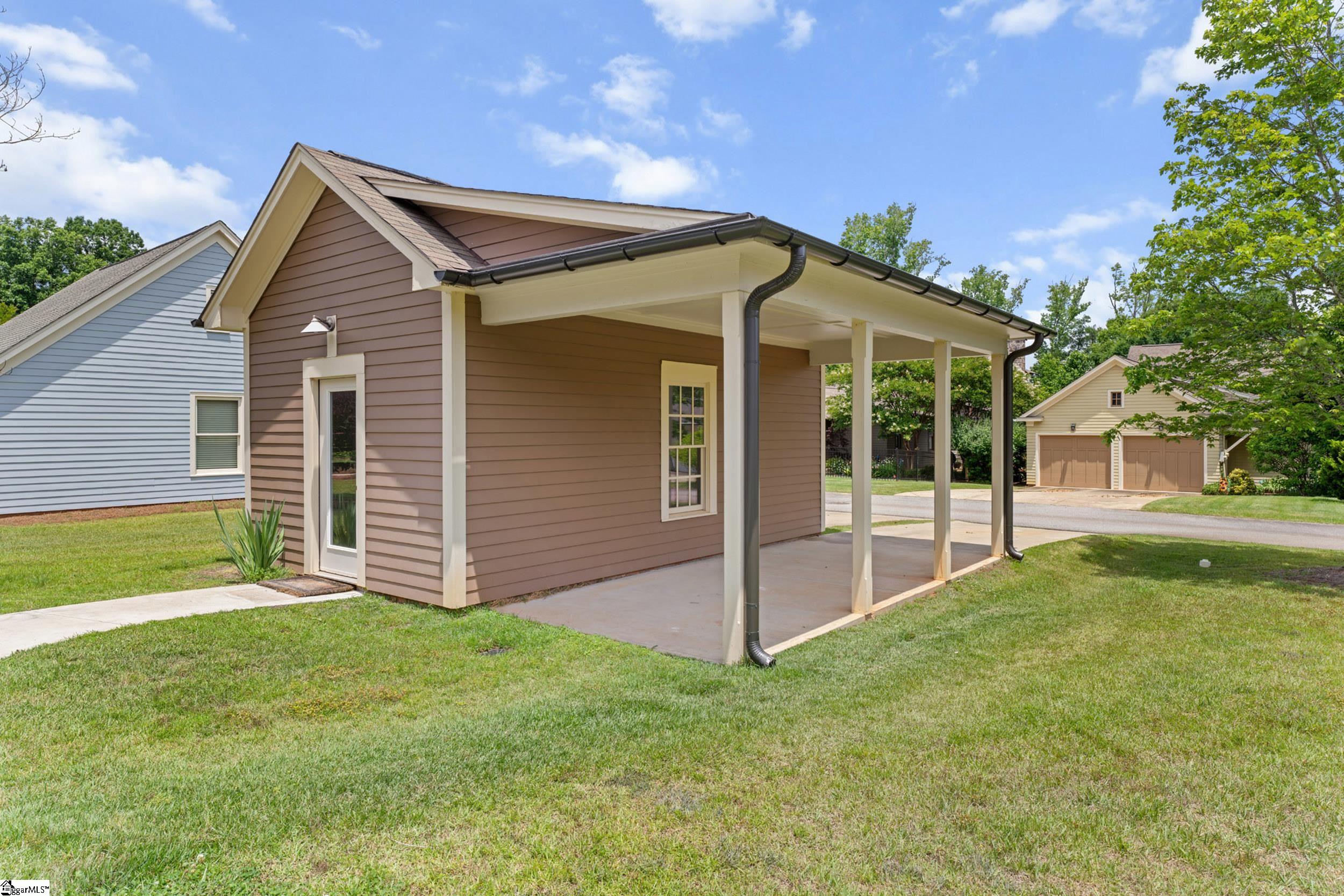 412 Thurmond Lane