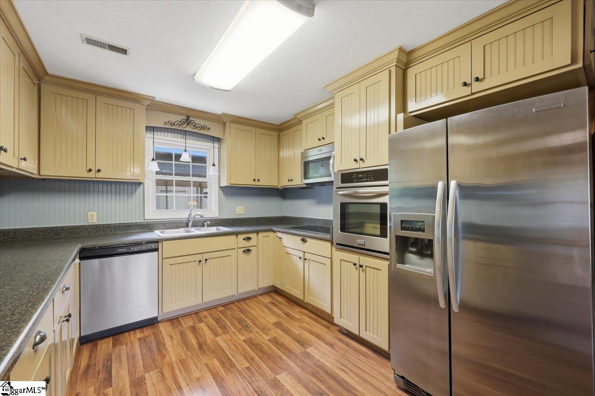 449 Liberty Highway