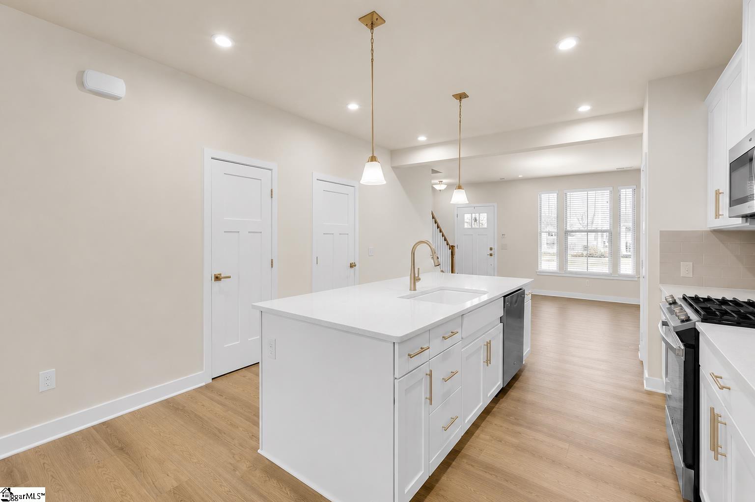 31 Moss Hollow Way