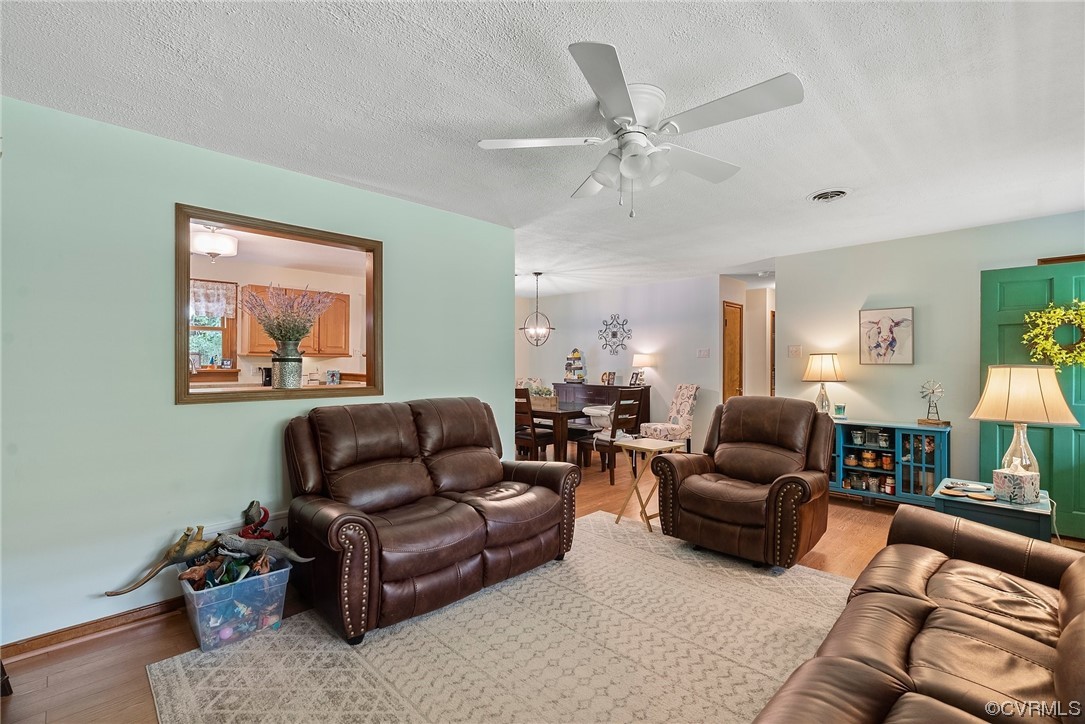 12440 Howards Mill Rd