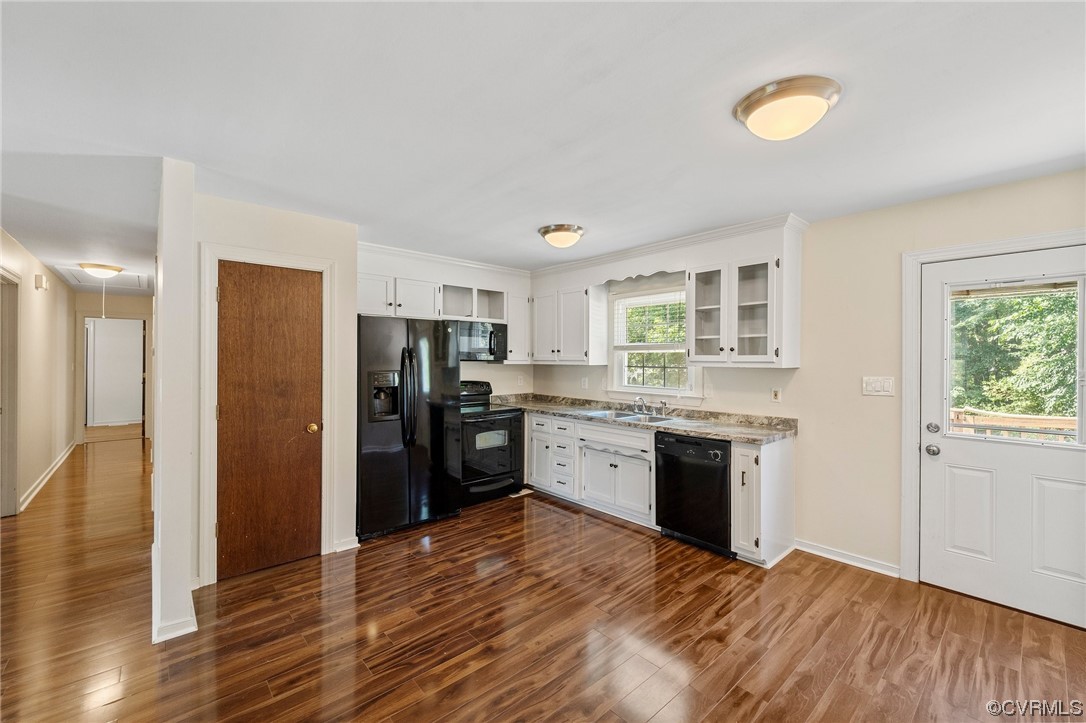 3213 Sylvania Pl