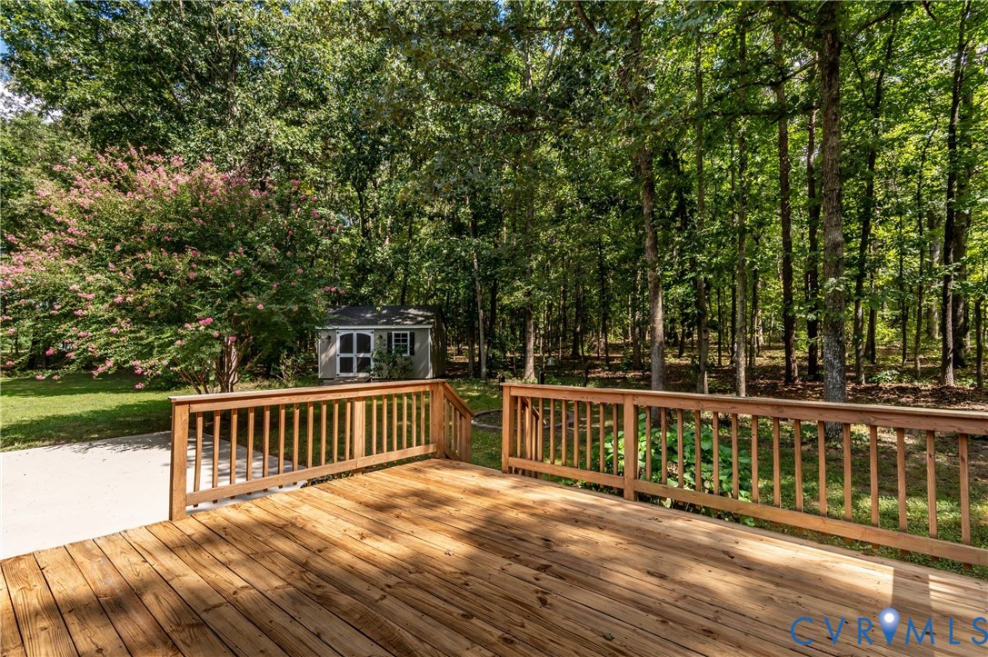 3255 Hazel Ln