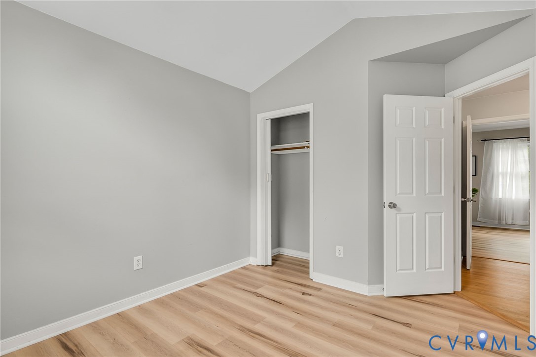 7719 Shady Banks Ter