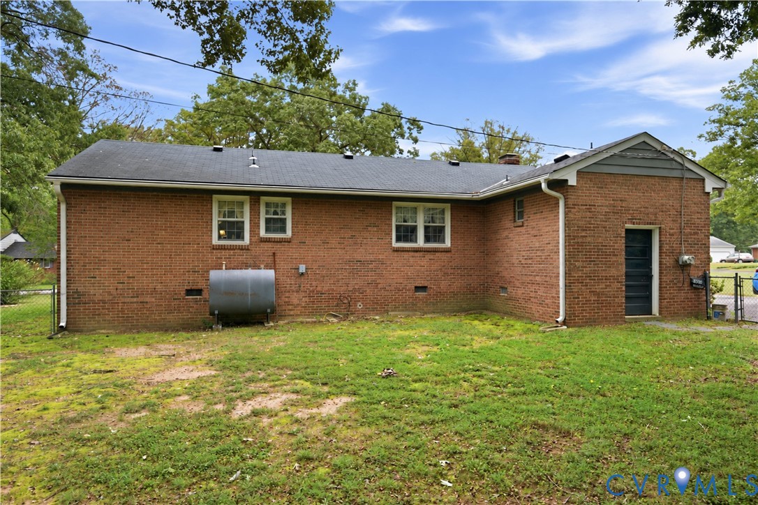 310 Ravenscroft Dr