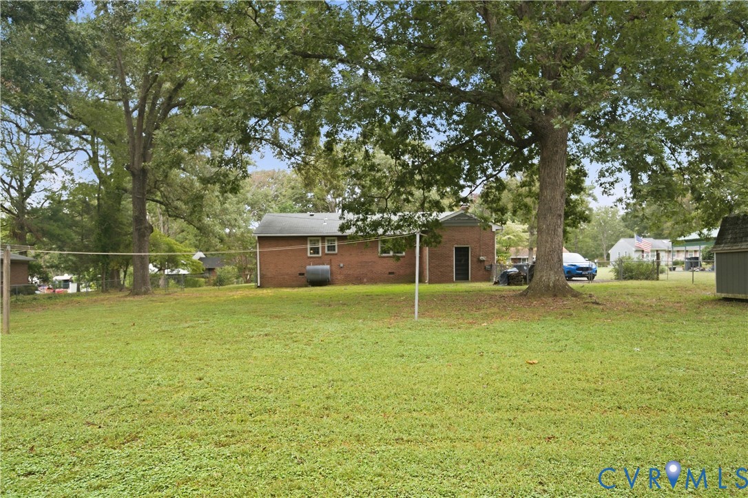 310 Ravenscroft Dr
