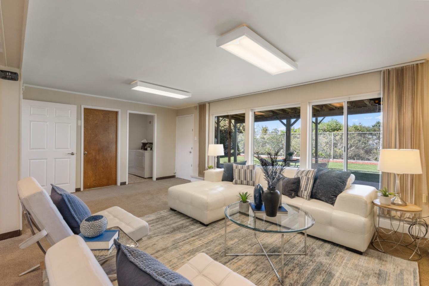 106 Lake DR