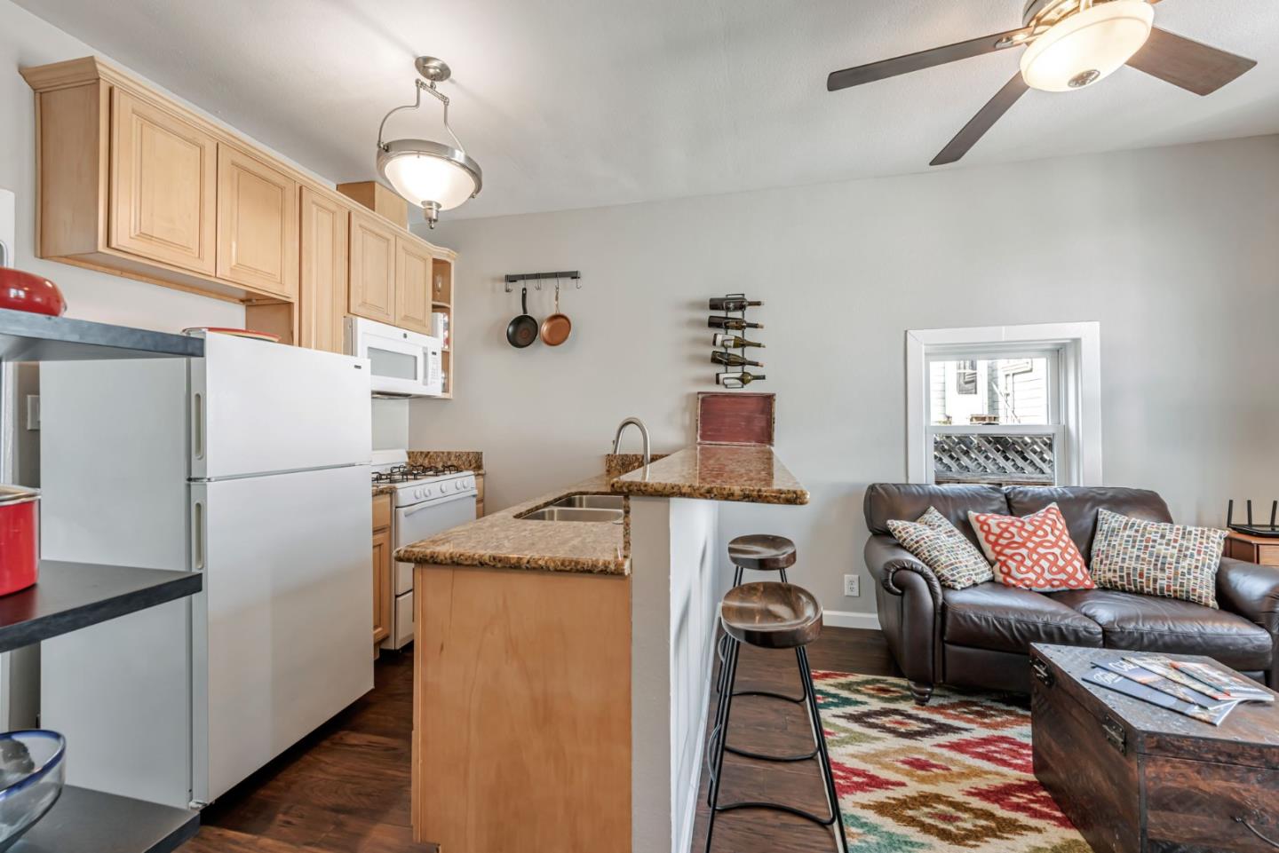 522 Taylor AVE