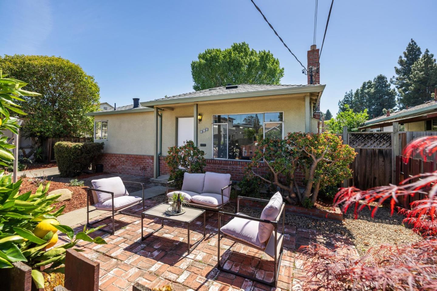 384 Beemer Avenue