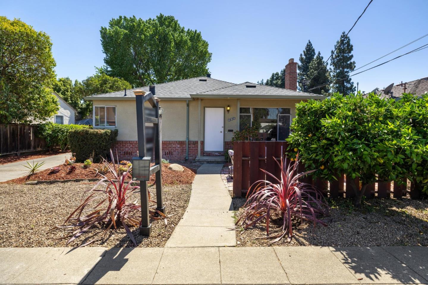 384 Beemer Avenue