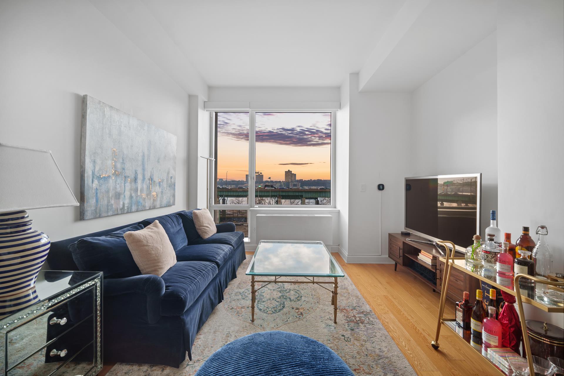 100 RIVERSIDE Boulevard 4H