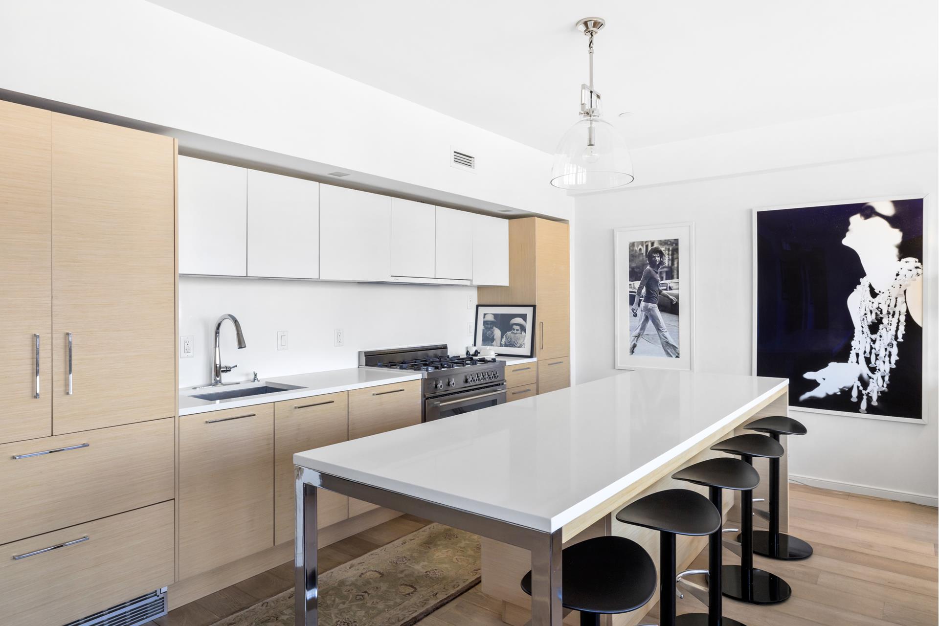 101 W 87TH Street 1015