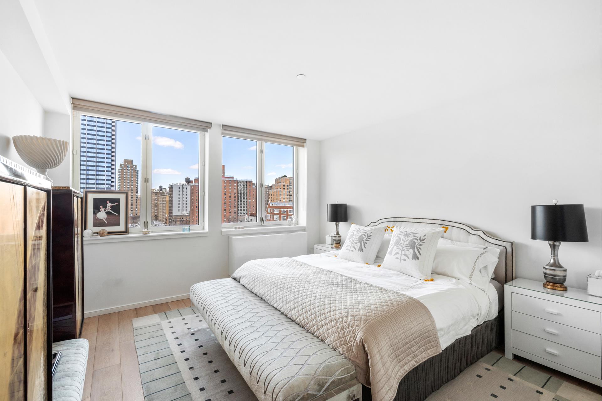 101 W 87TH Street 1015