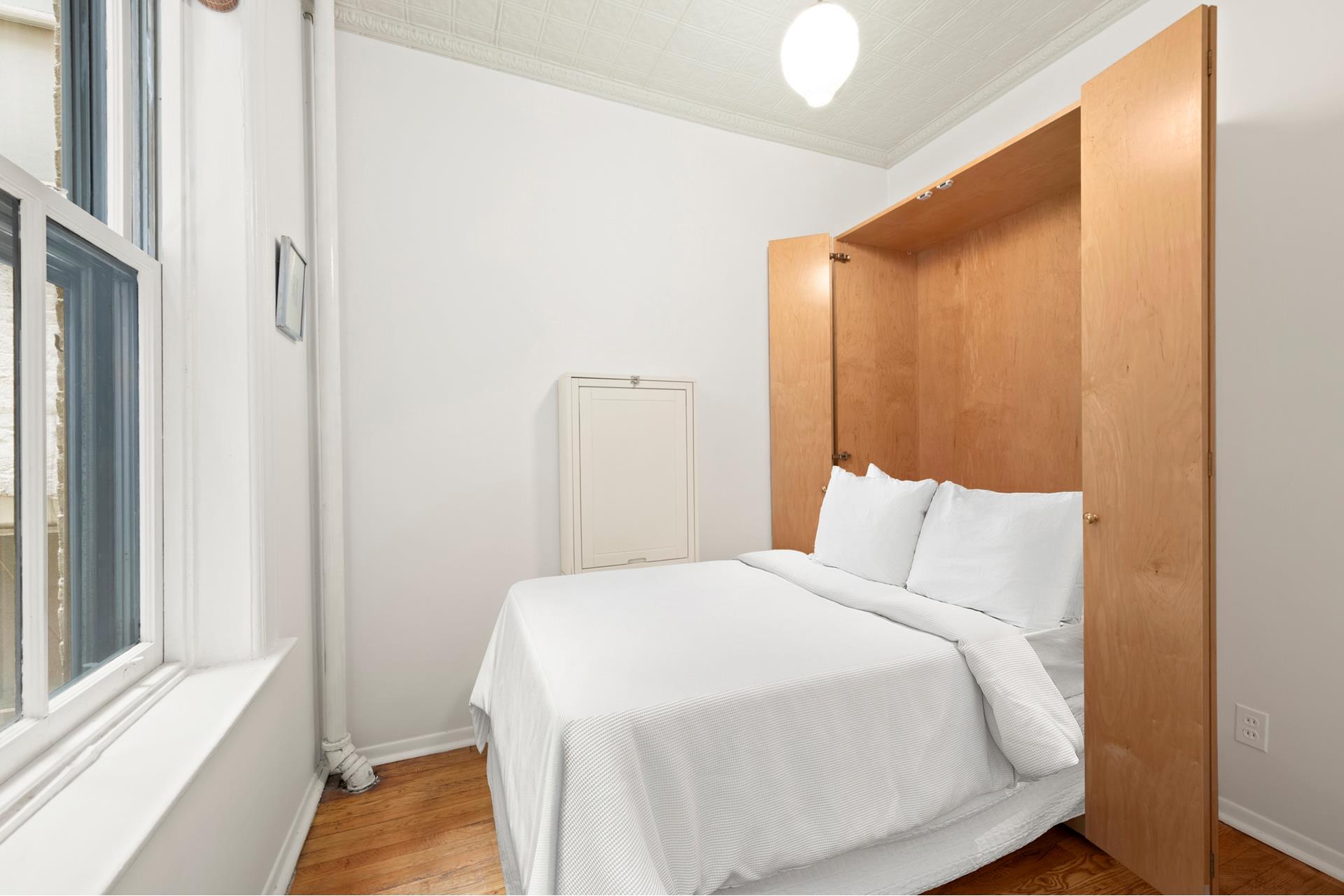 79 PERRY Street 3R