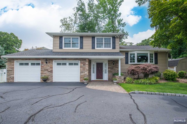 5 Stony Hill Court