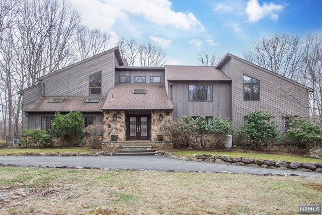 2 Pinewood Terrace
