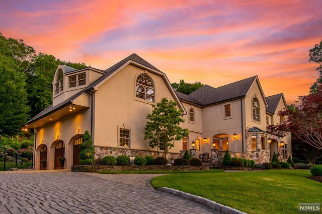 19 Black Oak Lane