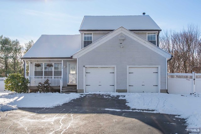 19 Bobby Lane