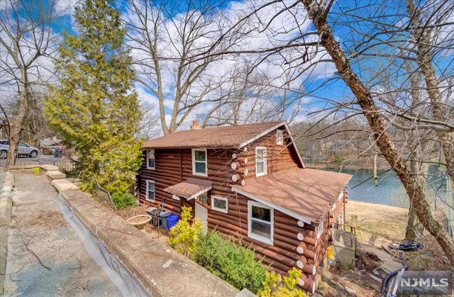 606 Otterhole Road