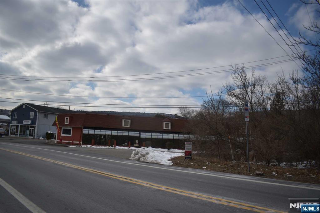 13-19 Lakeside Road