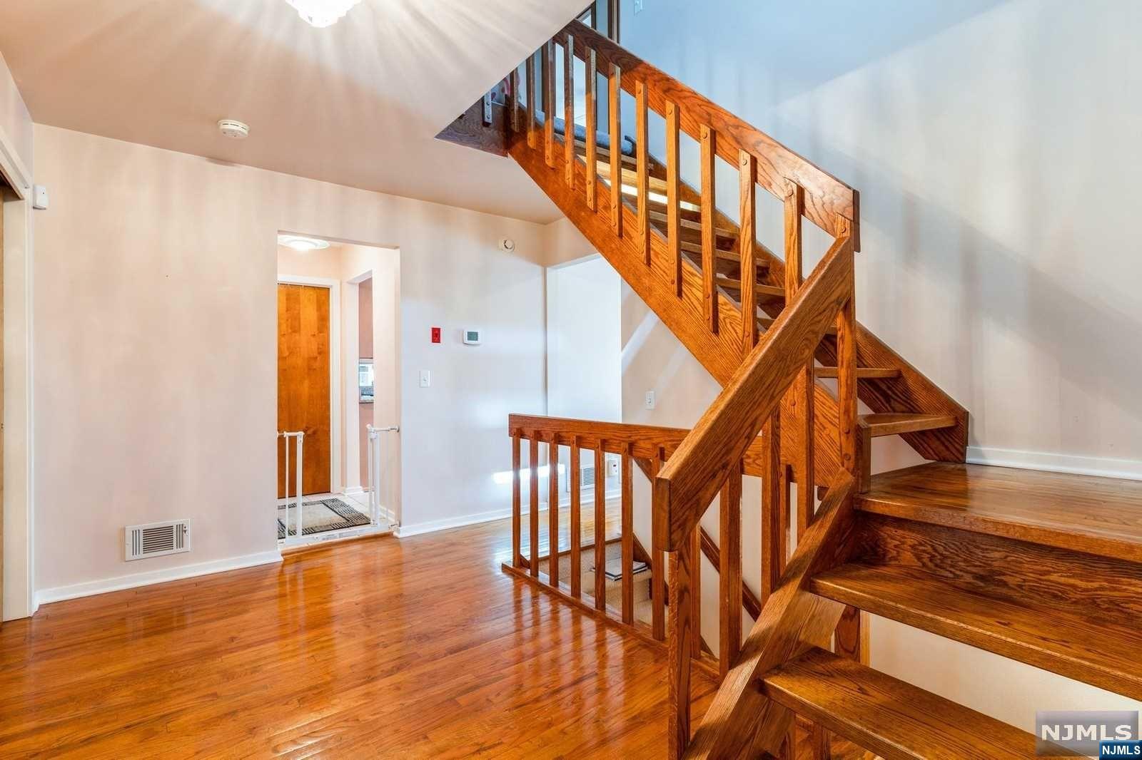 23 Banta Road