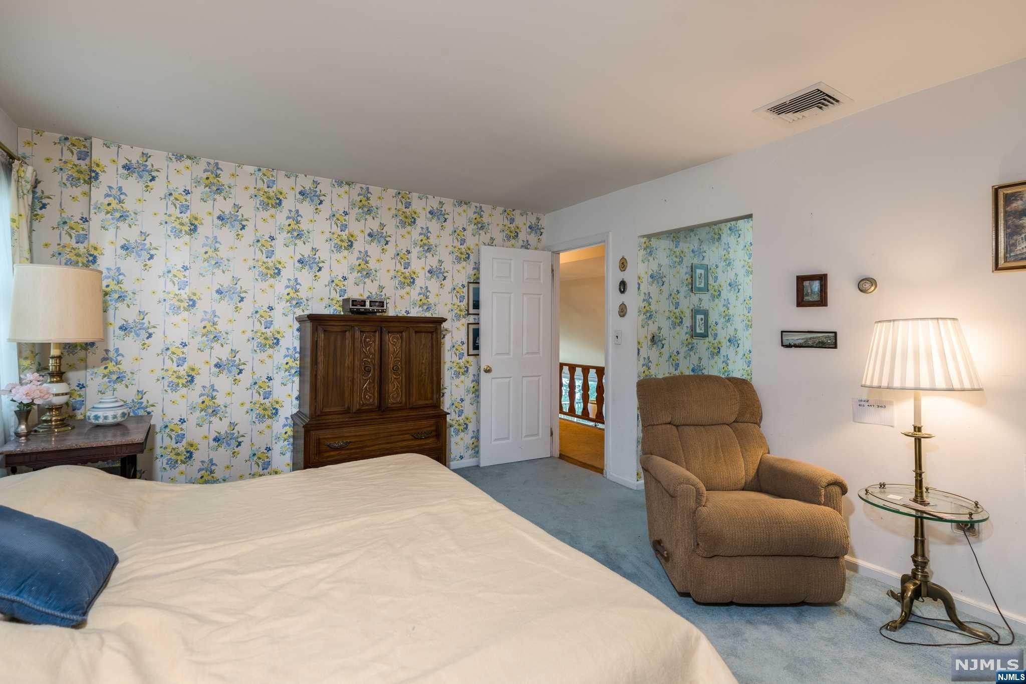 7 S Point Terrace