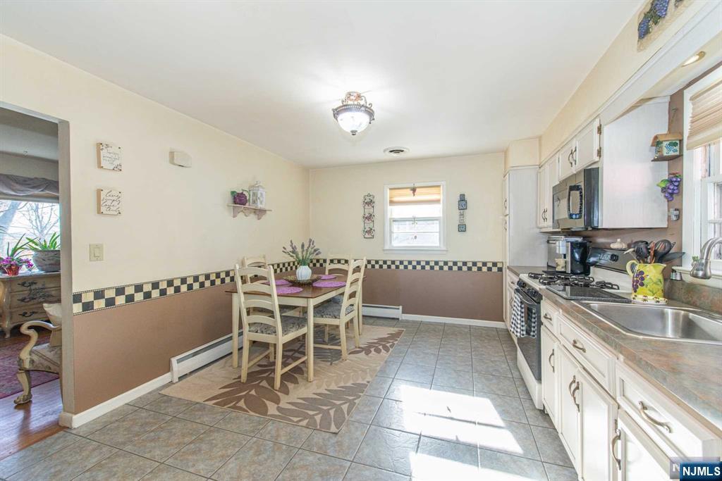 89 Knolls Road