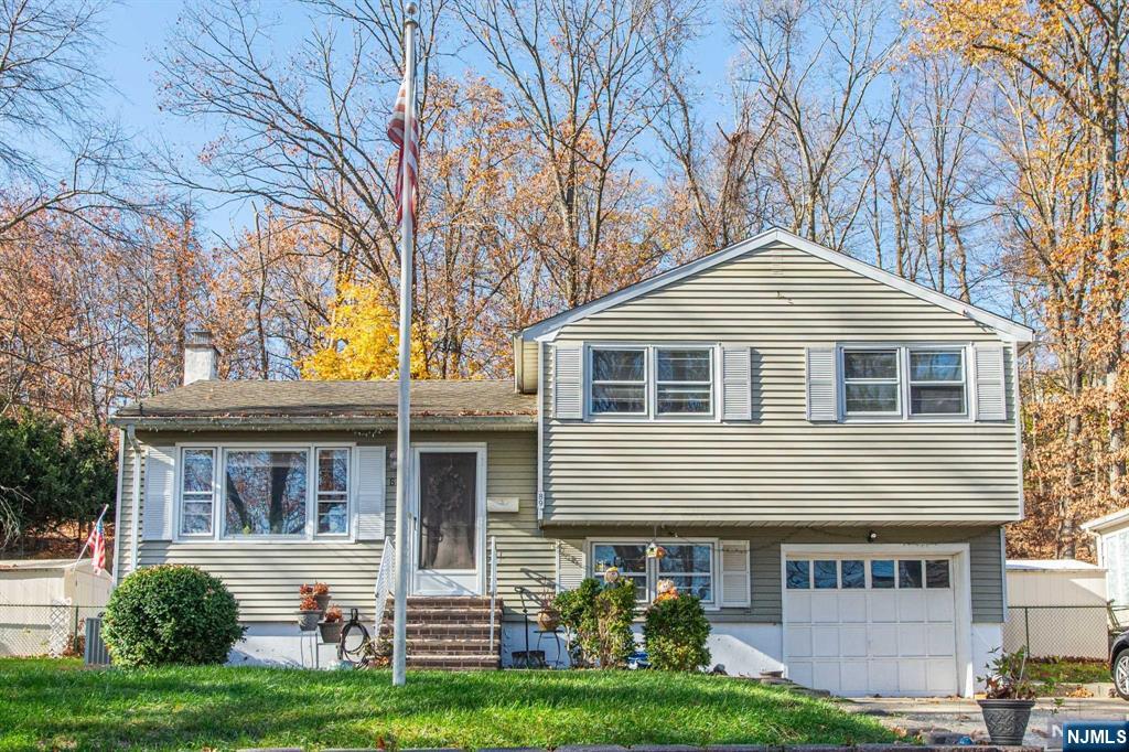 89 Knolls Road