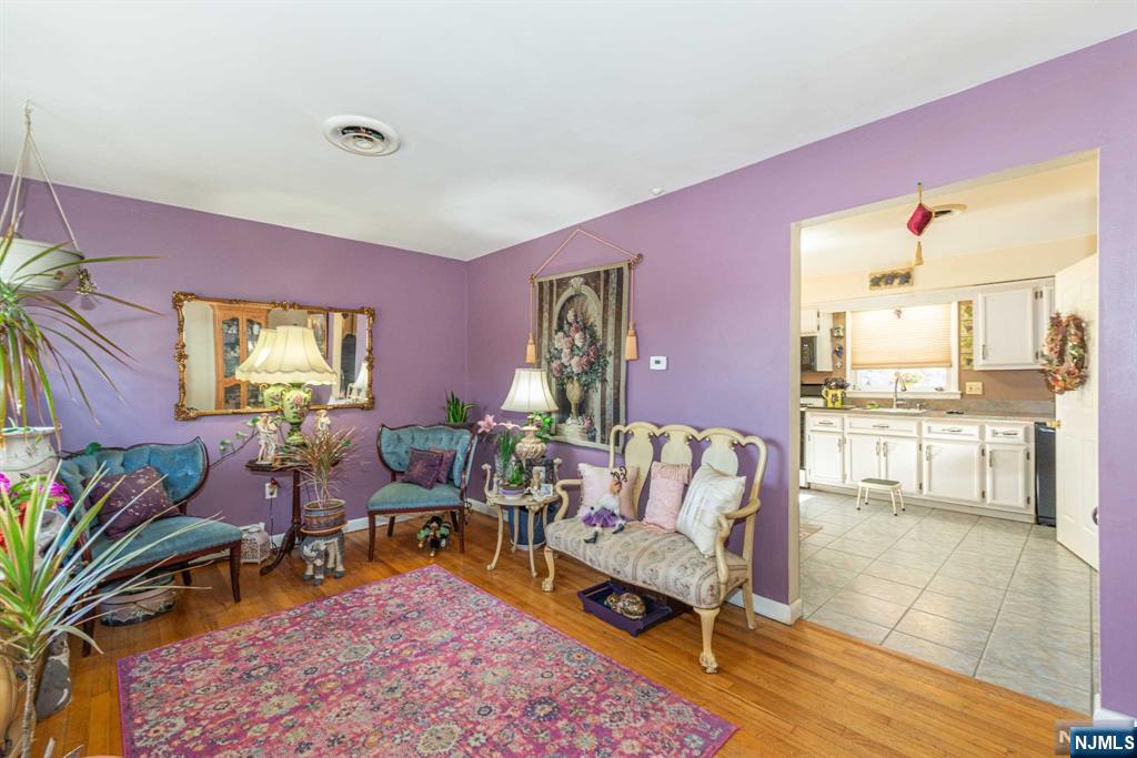89 Knolls Road