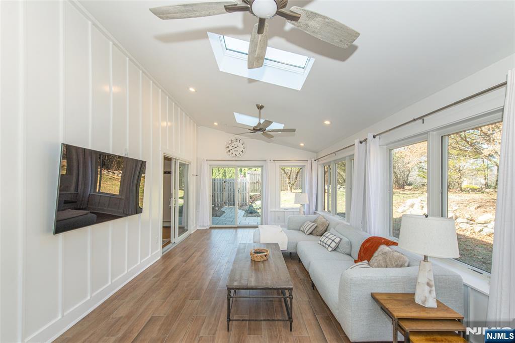 33 Lincoln Road