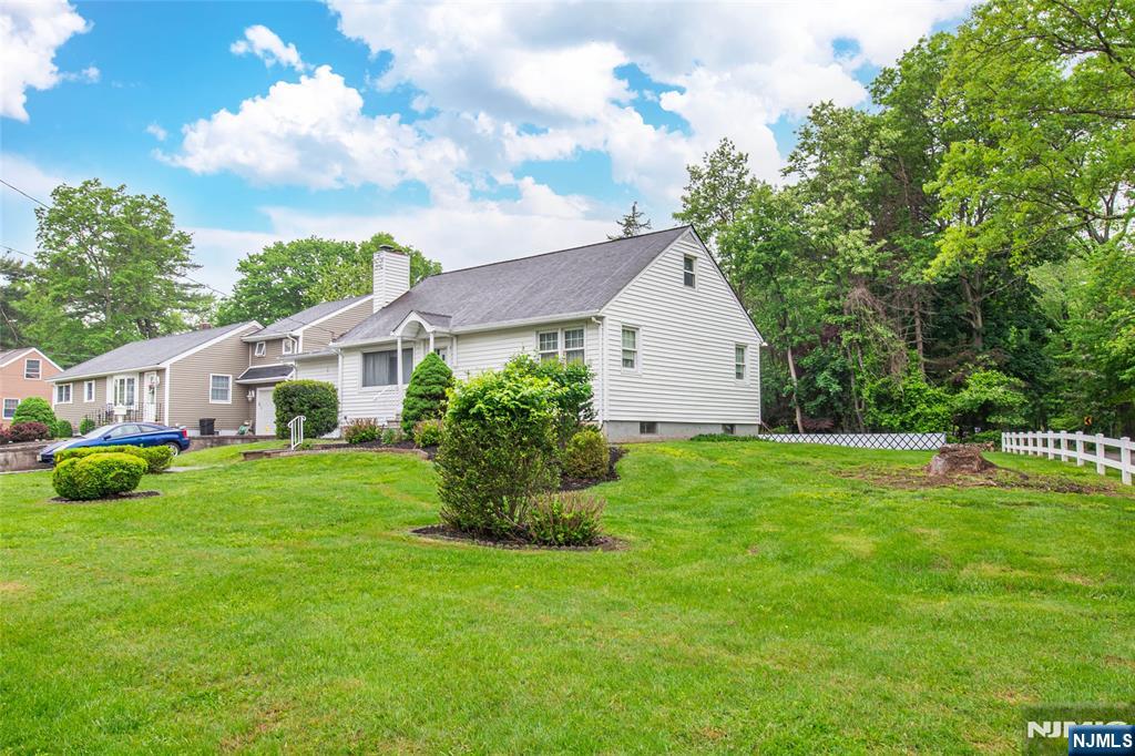 25 Pequannock Avenue