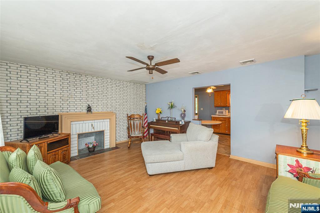 25 Pequannock Avenue