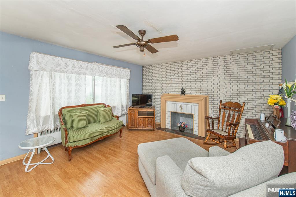 25 Pequannock Avenue