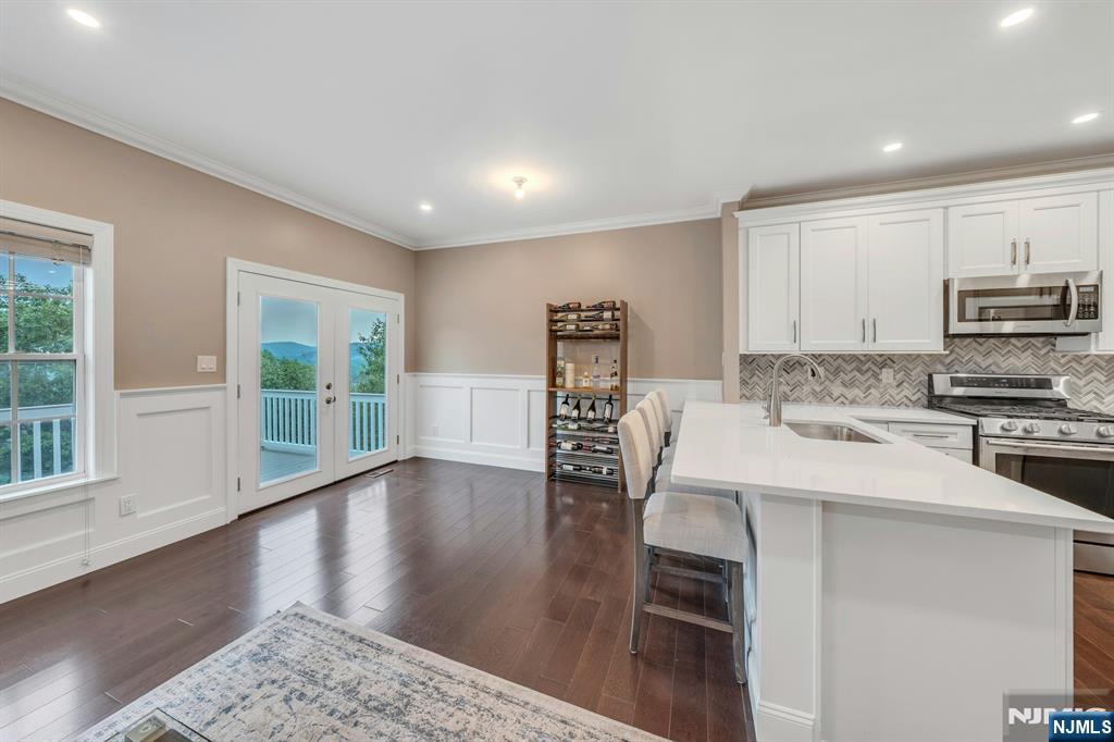 192 Ridge Drive