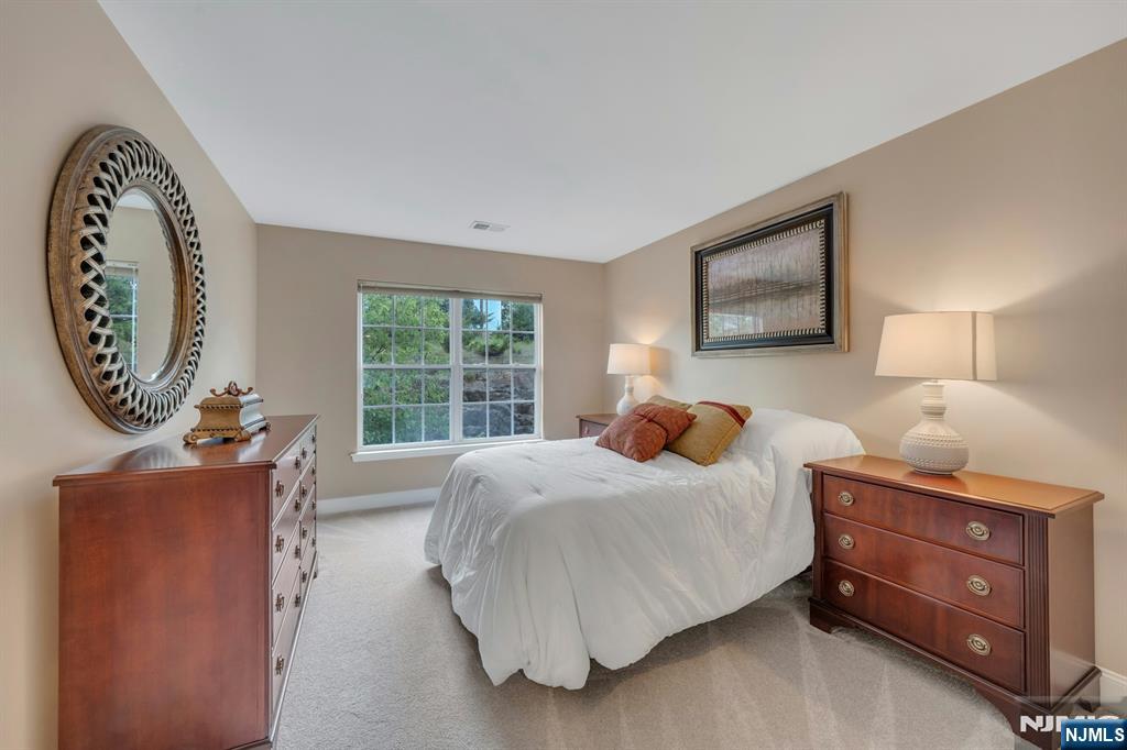 192 Ridge Drive