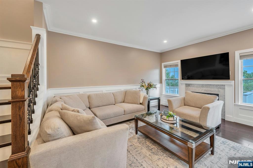 192 Ridge Drive