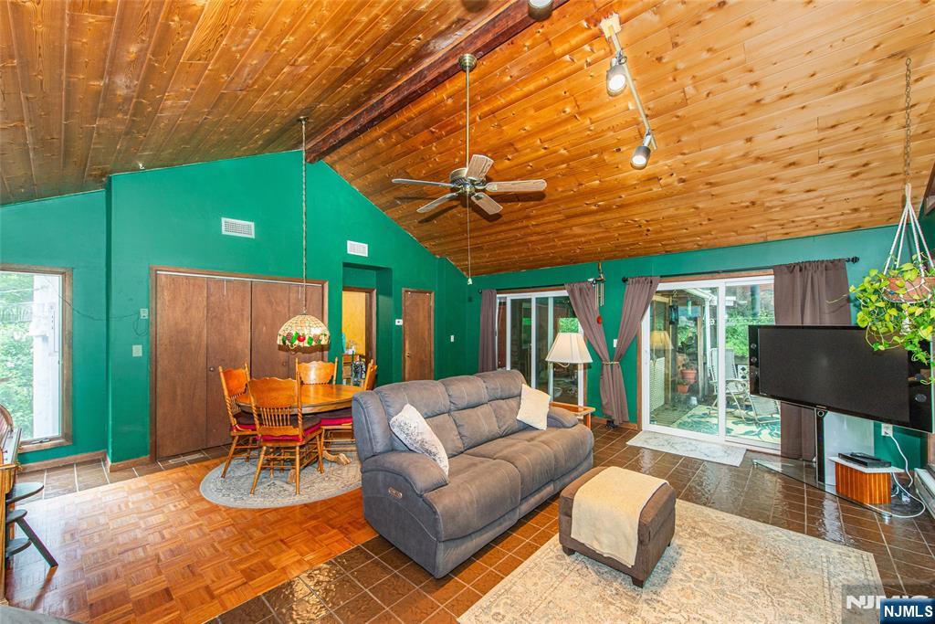 34 Ricker Road