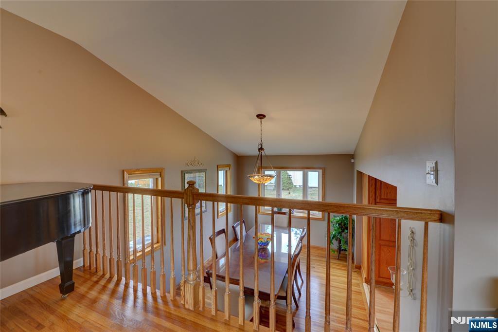 18 Sanders Place