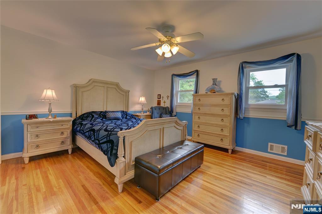 18 Sanders Place