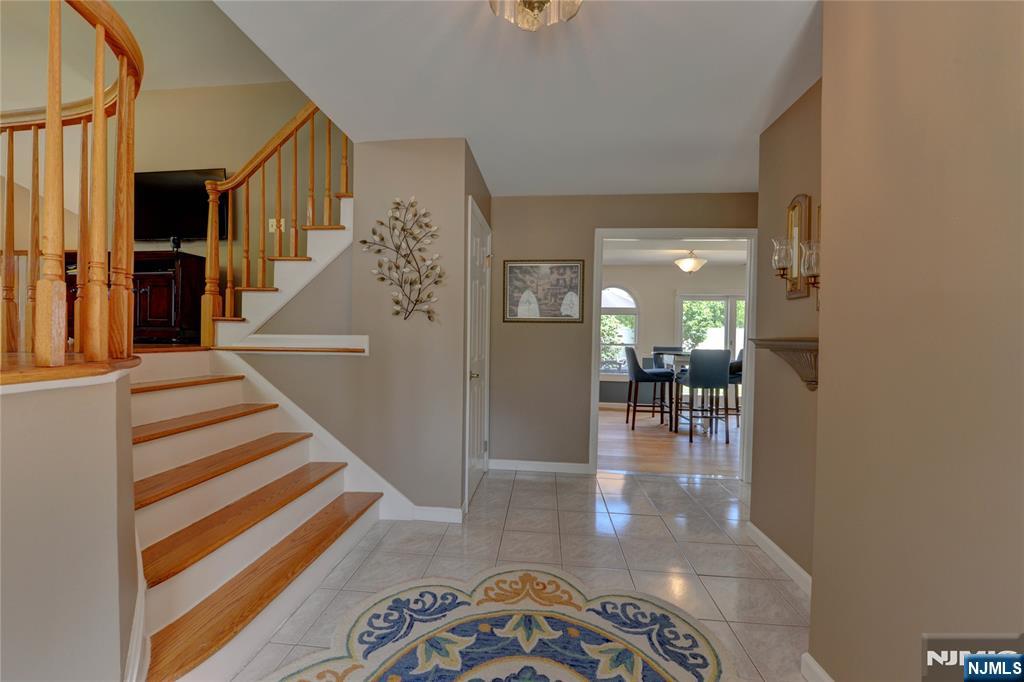 18 Sanders Place