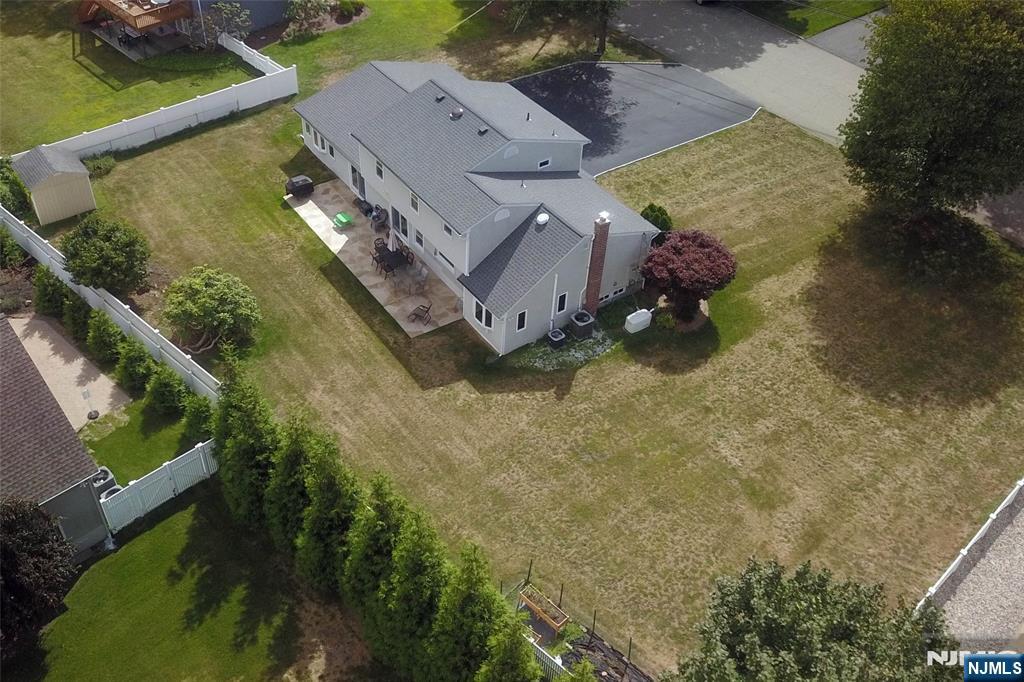 18 Sanders Place
