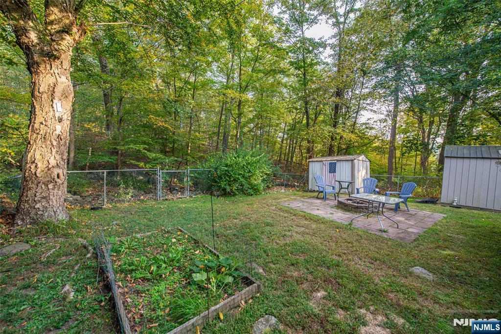 76 Reeve Avenue