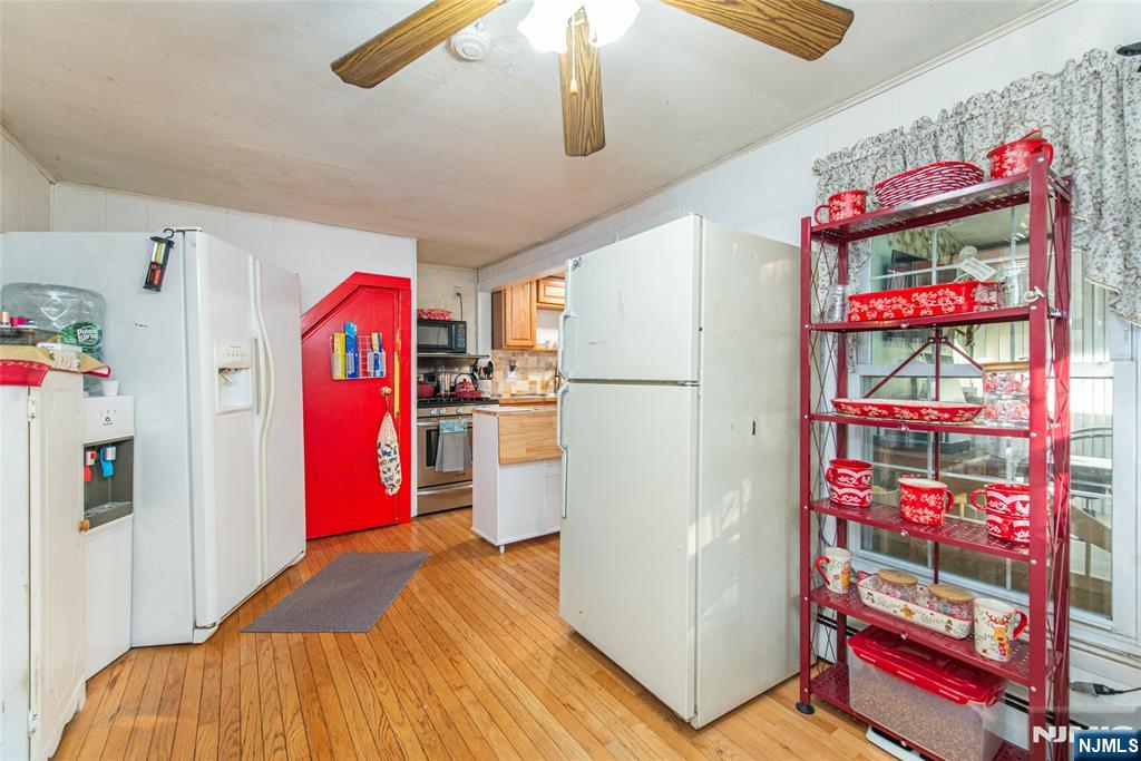76 Reeve Avenue