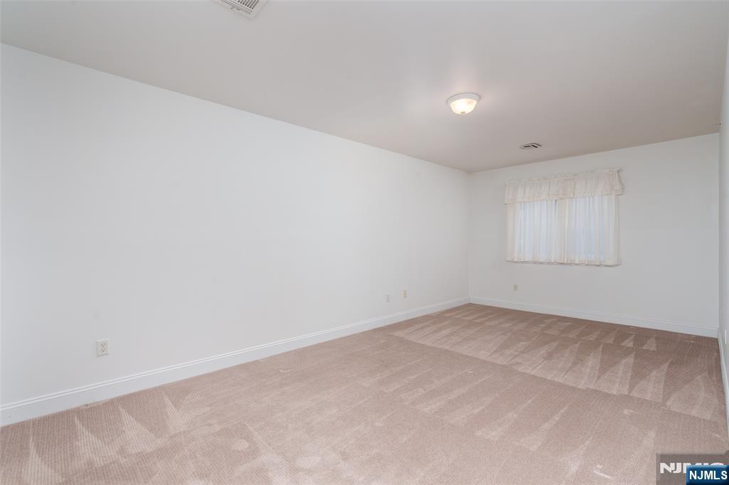 11 Wilshire Terrace