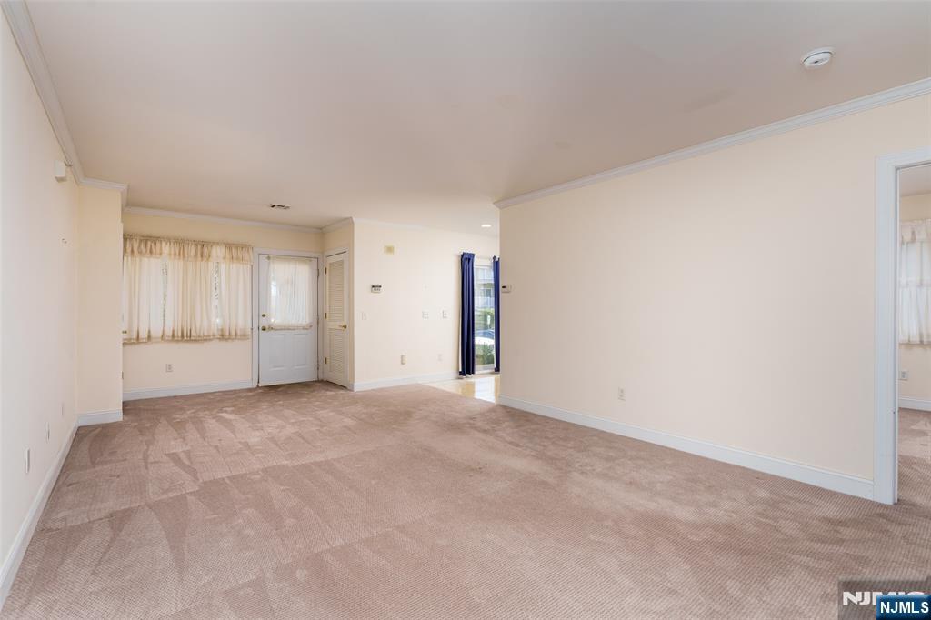 11 Wilshire Terrace