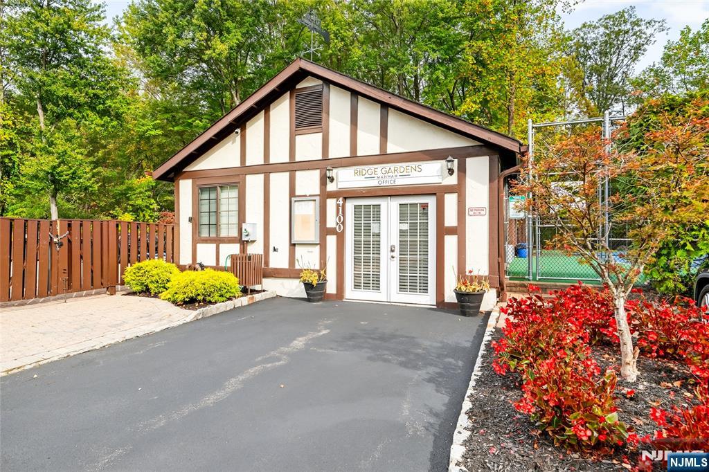 1007 Thoreau Court