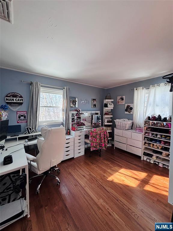 81 Lakeshore Drive