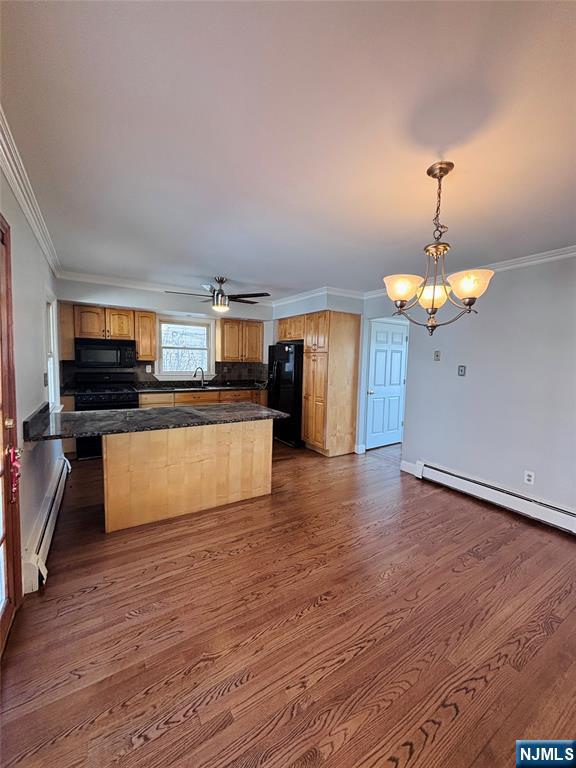 81 Lakeshore Drive