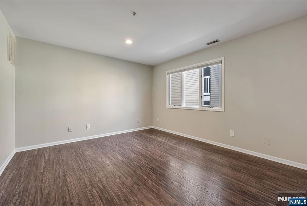 218 Orchard Park