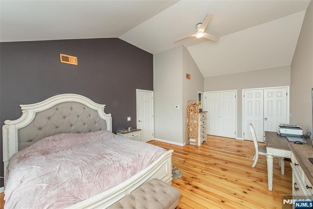 6 Ward Avenue